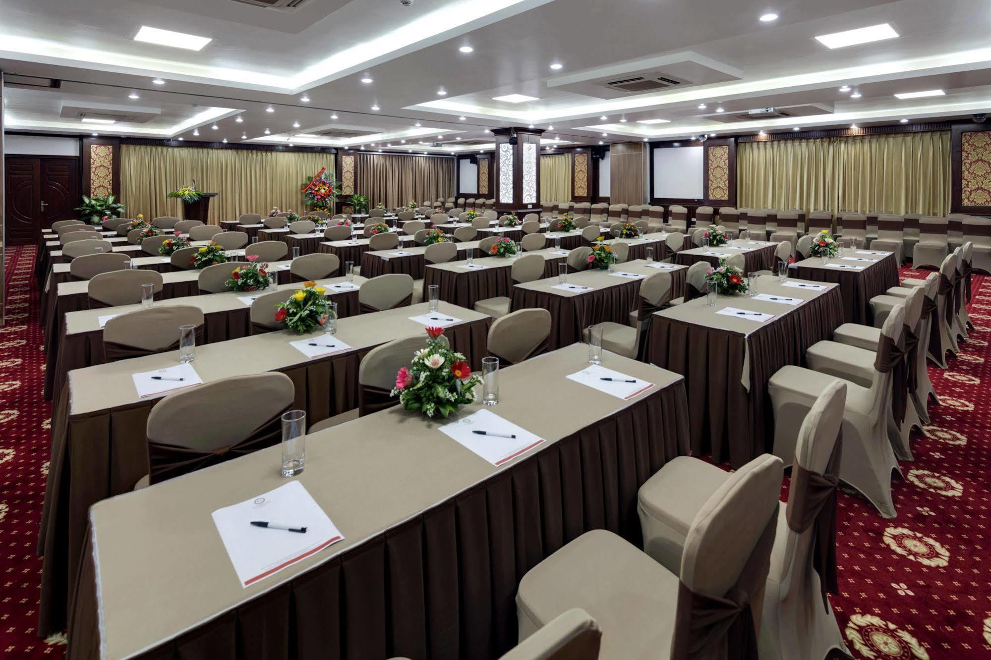 โรงแรมเซ็นเตอร์ บัค นิงห์ Bac Ninh ภายนอก รูปภาพ